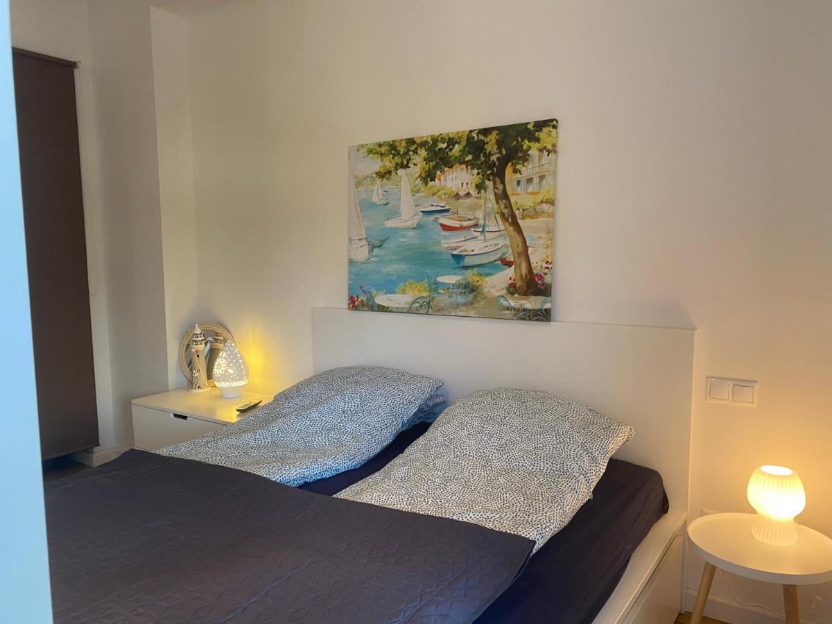 Blue Port Apartment In Ujlipotvaros With Free Parking Budapest Luaran gambar