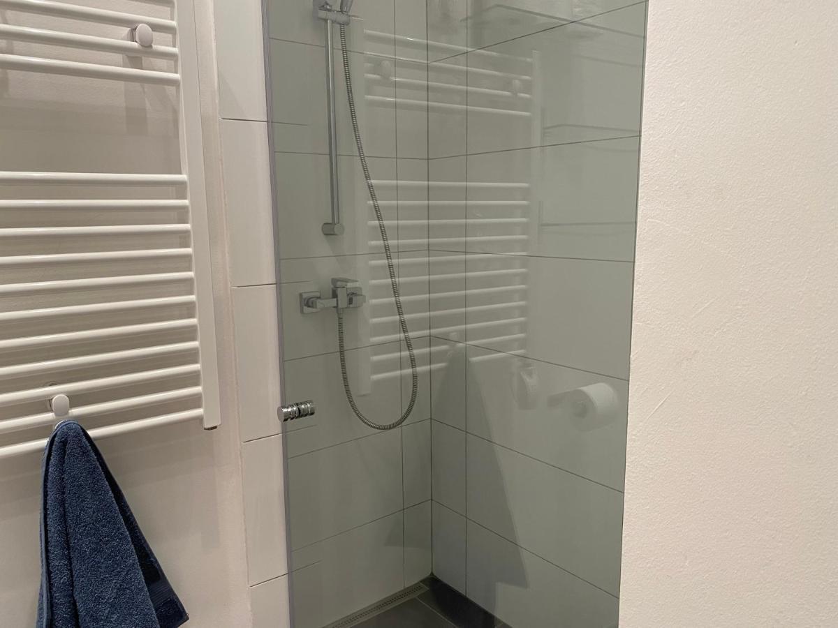 Blue Port Apartment In Ujlipotvaros With Free Parking Budapest Luaran gambar
